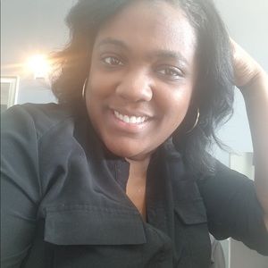 Meet your Posher, Whitney